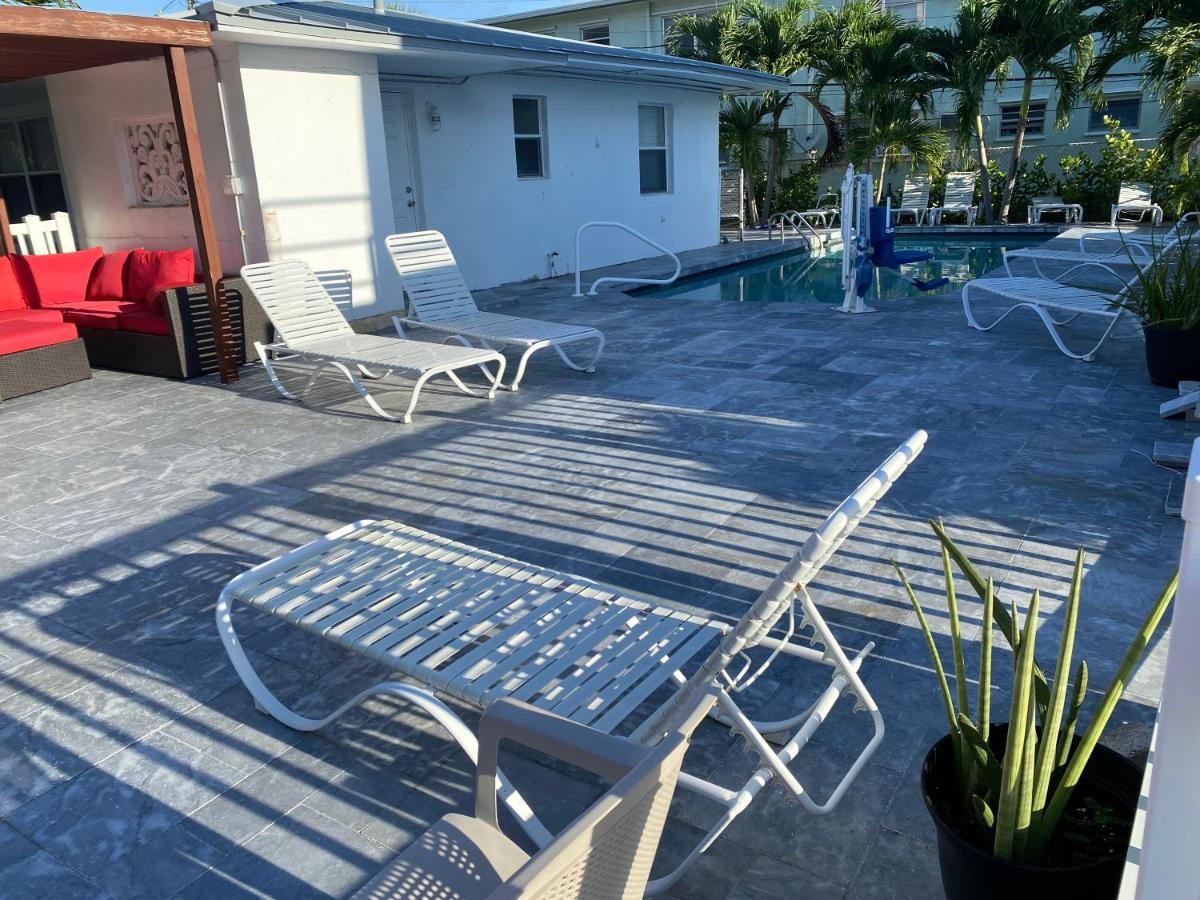 Motel Pelican By The Sea Pompano Beach Exterior foto